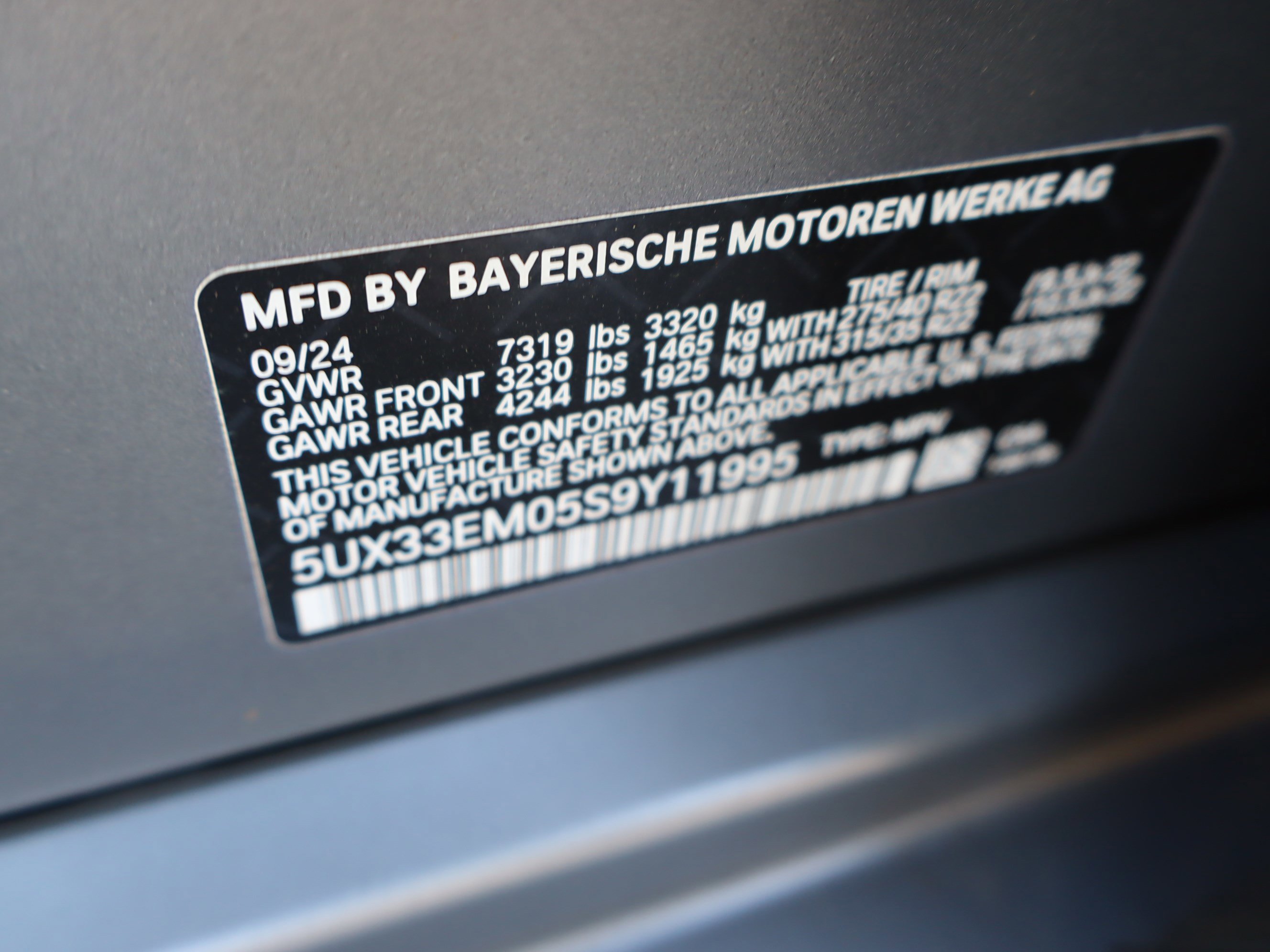 Used 2025 BMW X7 M60i AWD/4WD image 12