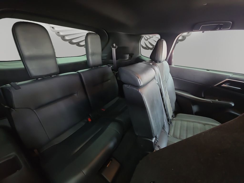 Used 2023 Mitsubishi Outlander SE Black Edition image 12