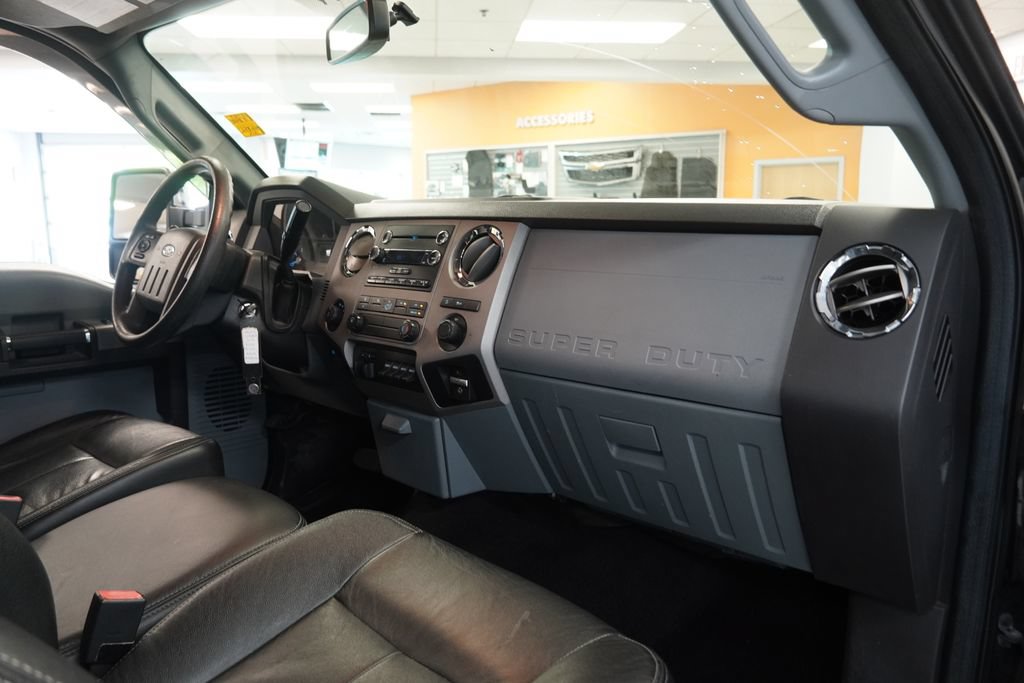 Used 2015 Ford F250 XLT w/ FX4 Off-Road Package AWD/4WD image 34