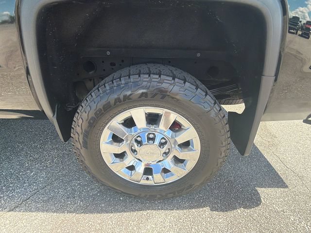 Used 2016 GMC Sierra 2500 Denali w/ Suspension Package, Off-Road AWD/4WD image 19