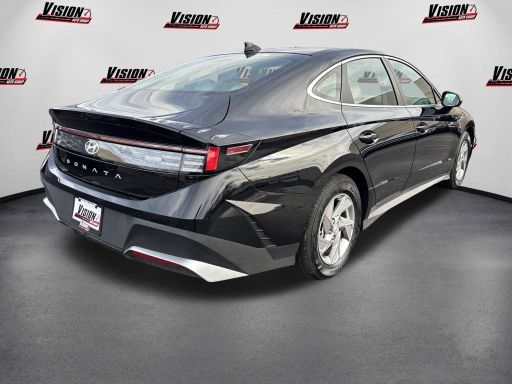 New 2026 Hyundai Sonata SE FWD image 5