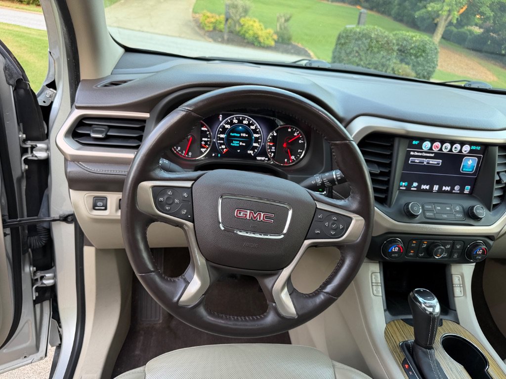 Used 2017 GMC Acadia Denali FWD image 18