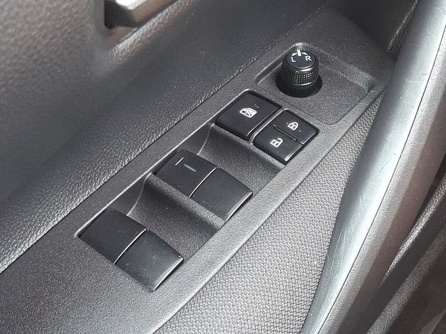 Used 2025 Toyota Corolla LE FWD image 23