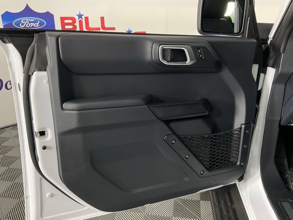 New 2026 Ford Bronco Outer Banks AWD/4WD image 12