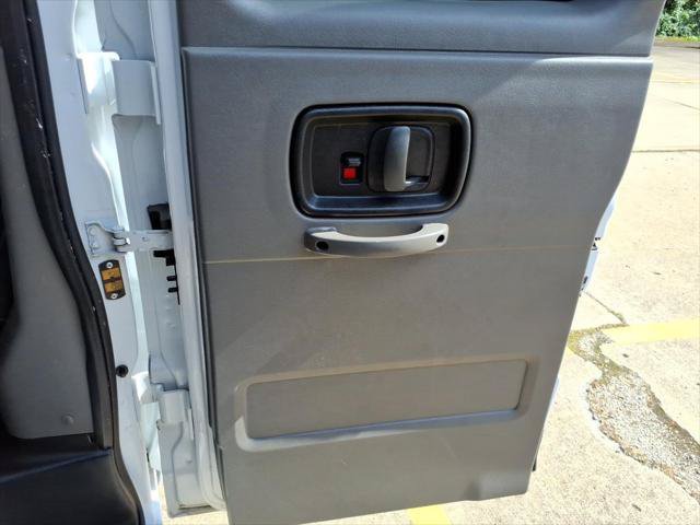 Used 2024 Chevrolet Express 3500 LT w/ LT Preferred Equipment Group RWD image 12