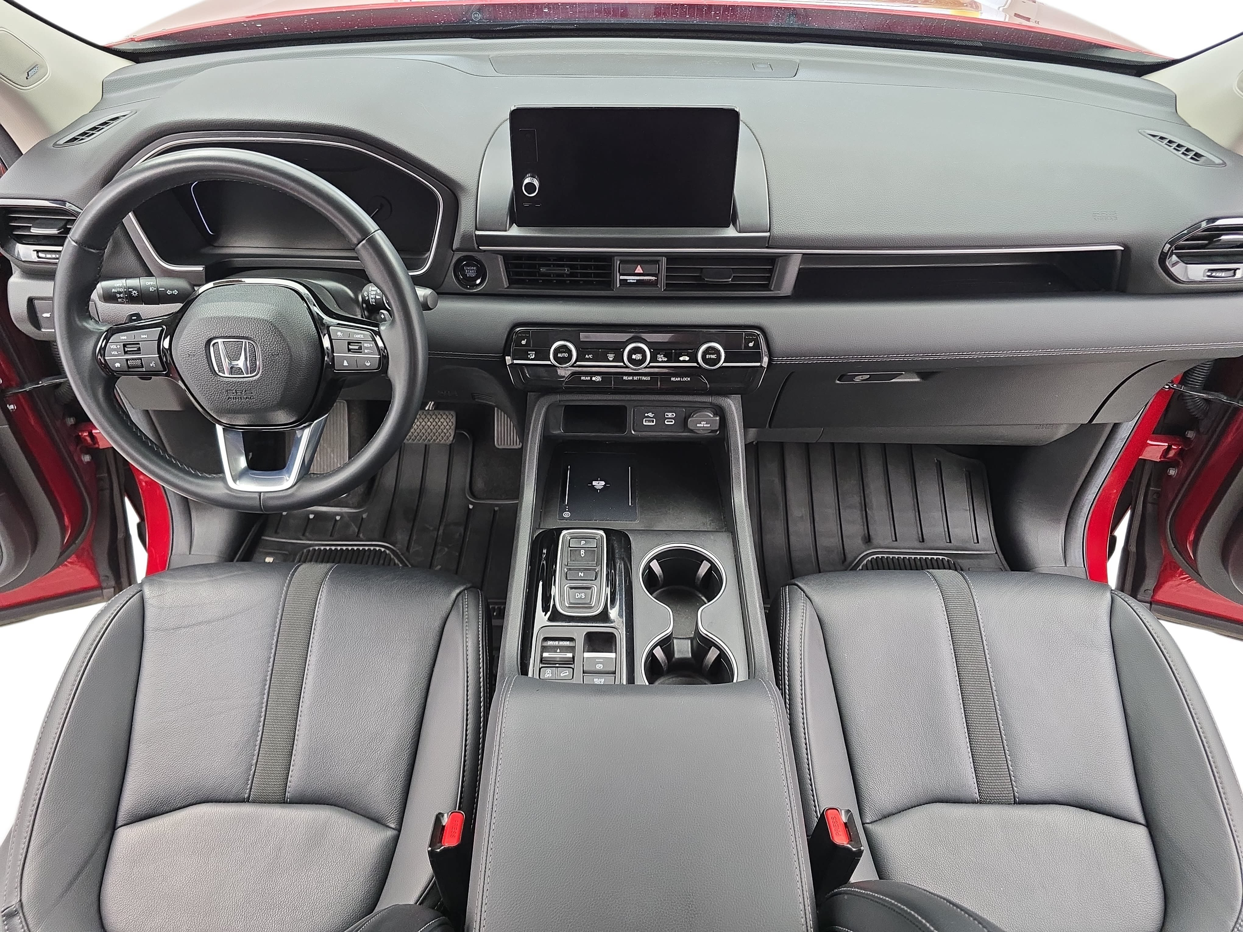 Certified 2024 Honda Pilot Touring image 9