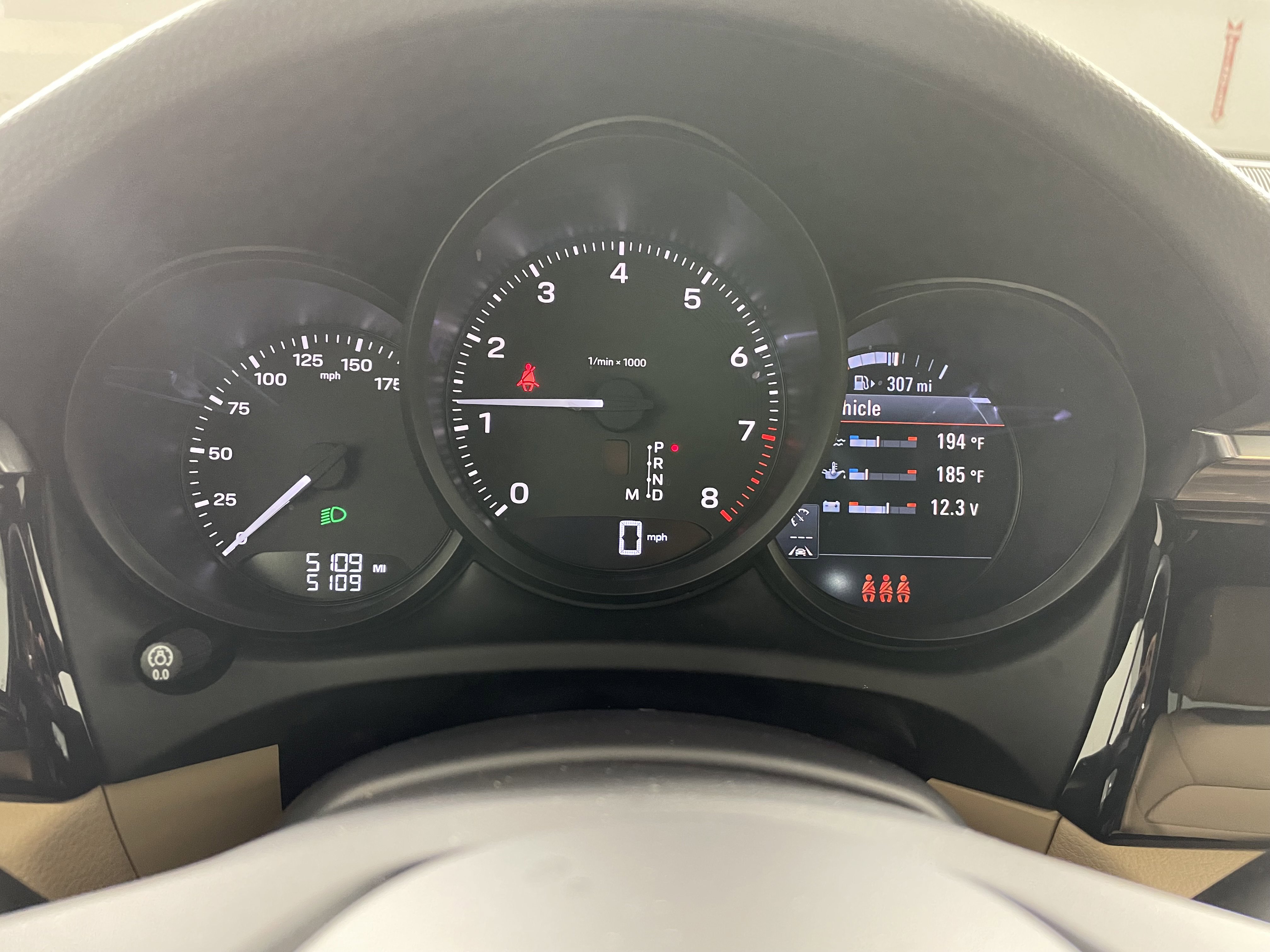 Used 2025 Porsche Macan image 18