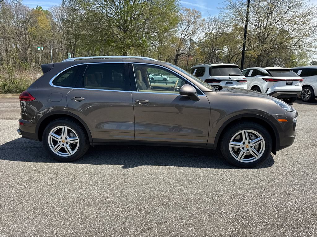 Used 2016 Porsche Cayenne S AWD/4WD image 8