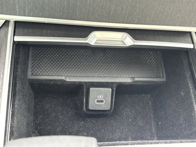 Used 2024 Land Rover Range Rover SE image 41