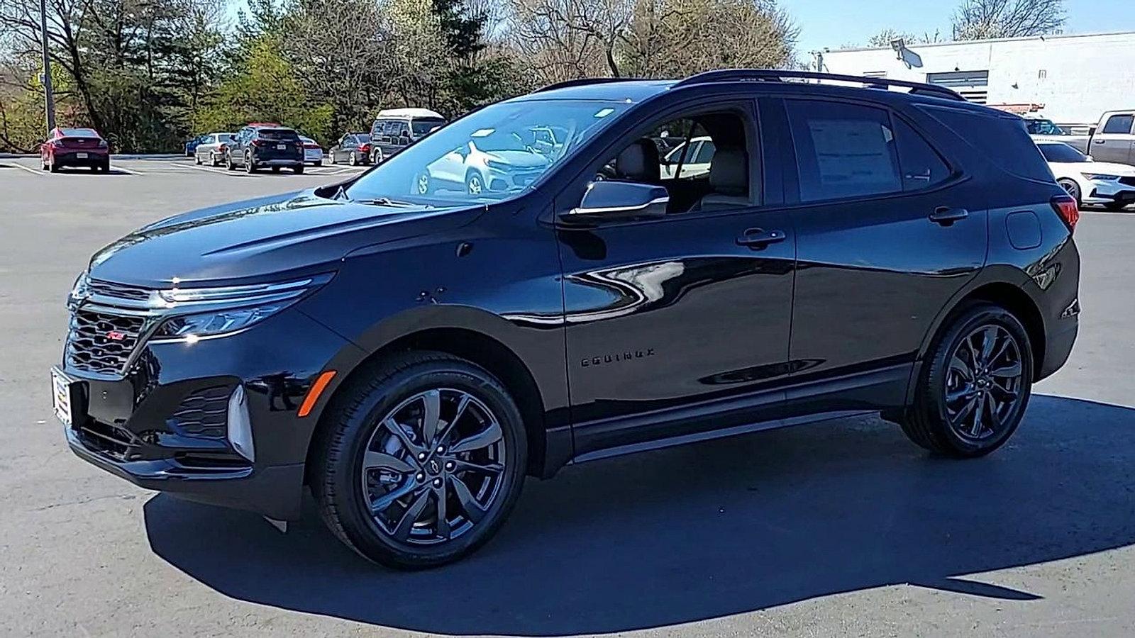 Used 2023 Chevrolet Equinox RS image 4