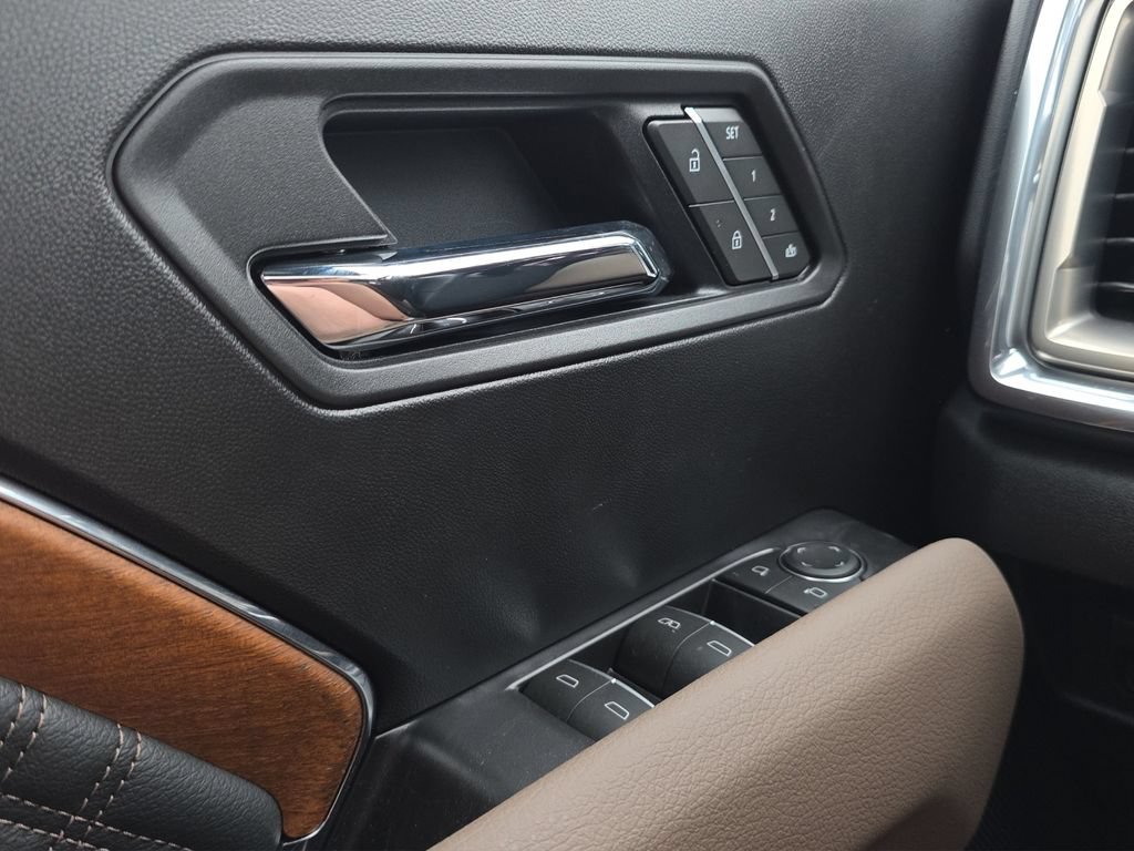 New 2026 GMC Canyon Denali AWD/4WD image 11