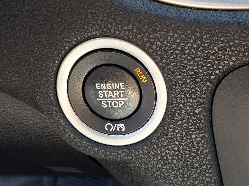 Used 2020 Dodge Charger SXT w/ Leather Interior Group image 27