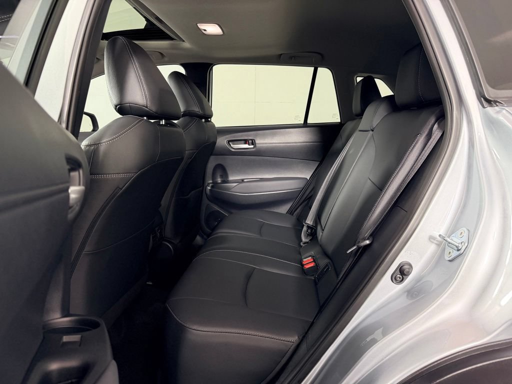 Used 2026 Toyota Corolla Cross XLE w/ Convenience Package FWD image 27