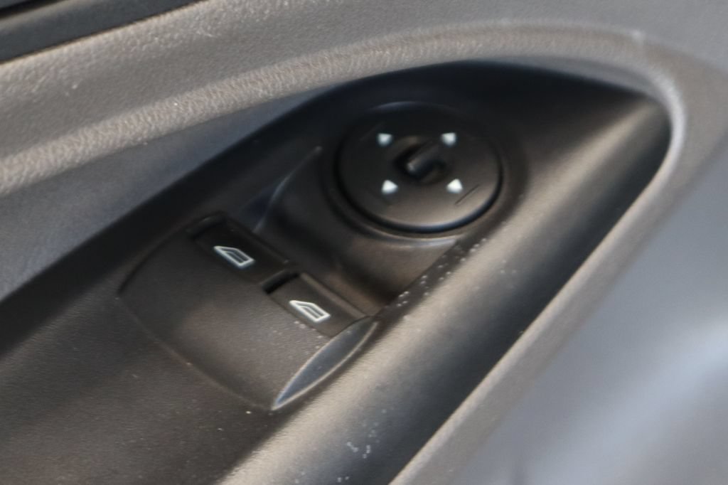 Used 2020 Ford Transit Connect XL FWD image 17