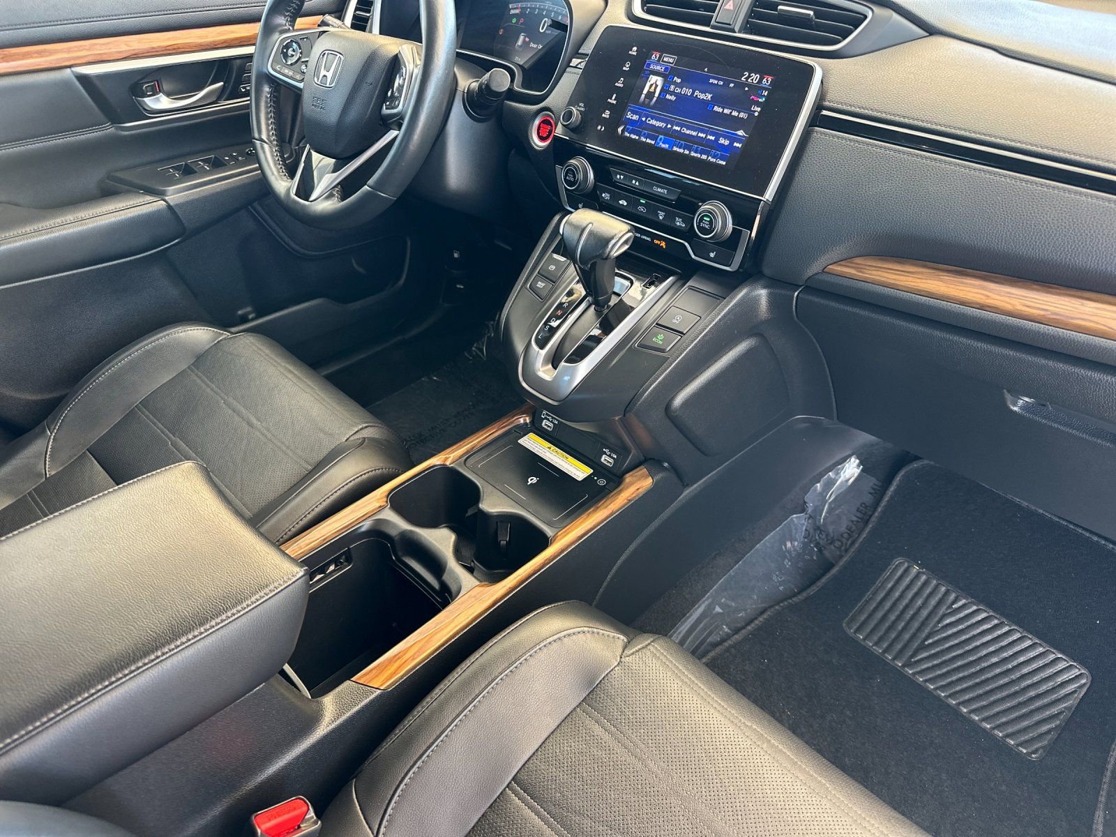 Used 2020 Honda CR-V Touring image 16