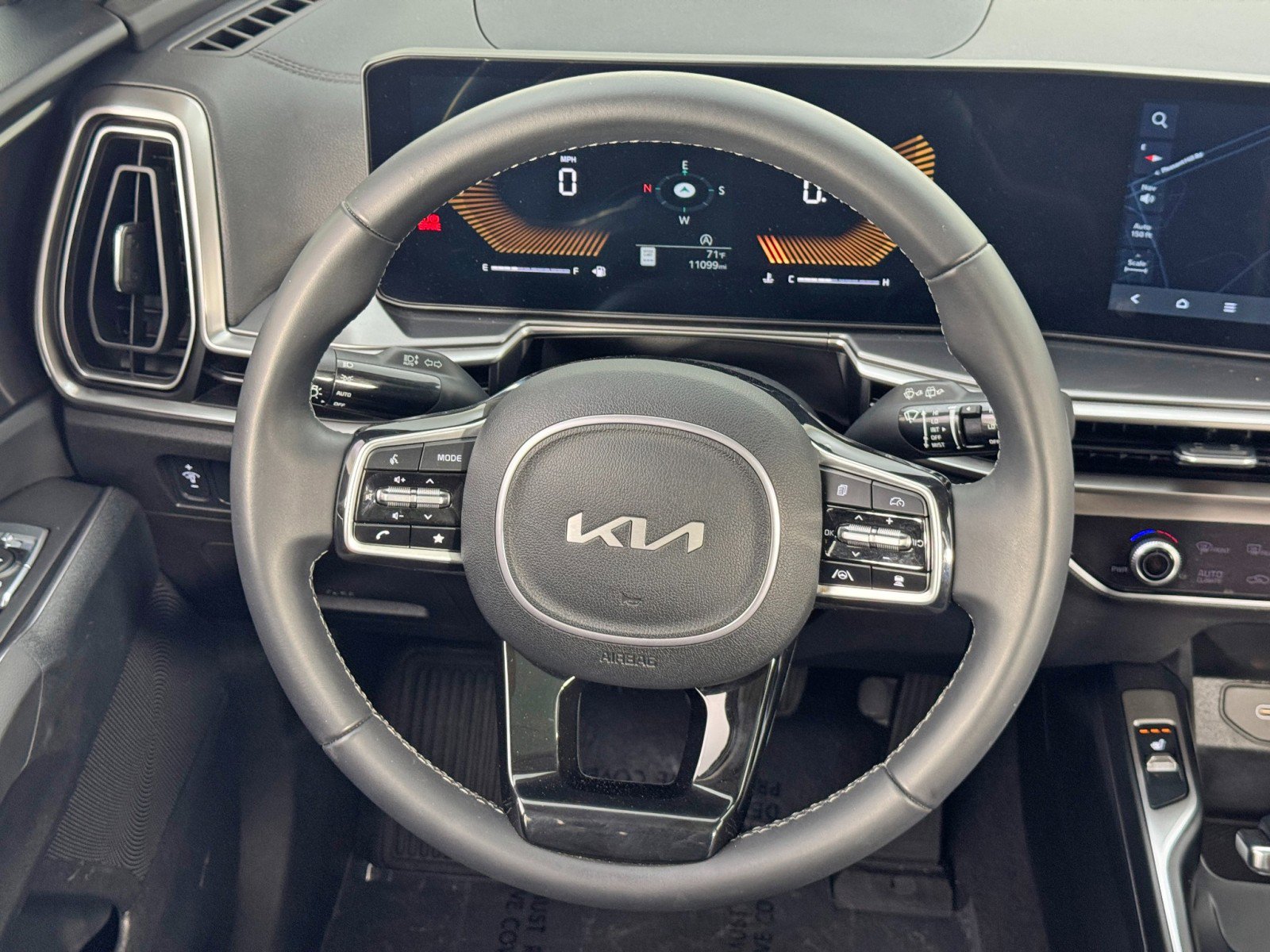 Used 2024 Kia Sorento S w/ Panoramic Sunroof Package AWD/4WD image 18