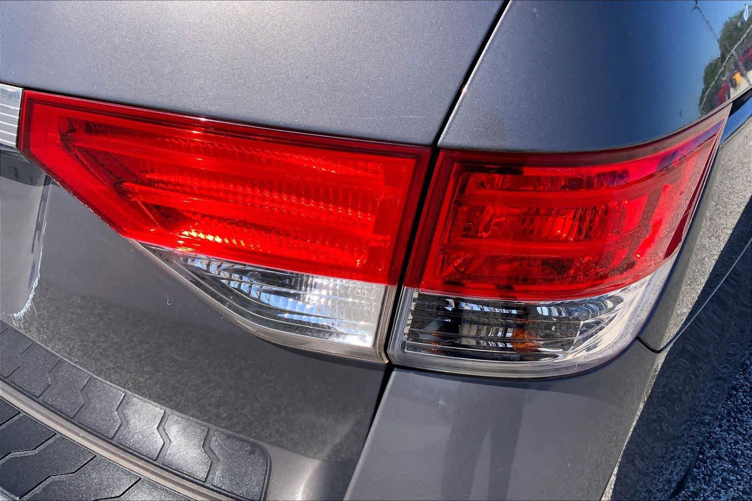 Used 2015 Honda Odyssey EX image 30