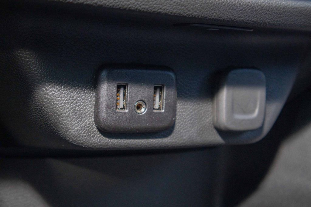 Certified 2023 Chevrolet Traverse LT image 25