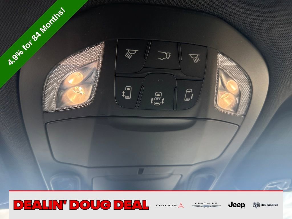 New 2026 Chrysler Pacifica Limited image 23