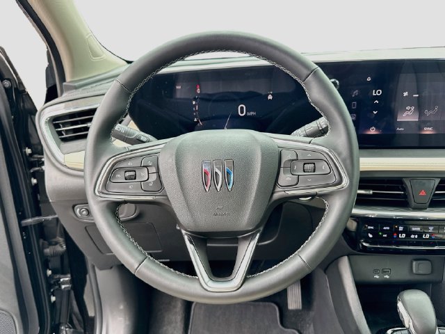 Used 2025 Buick Encore GX Avenir AWD/4WD image 15