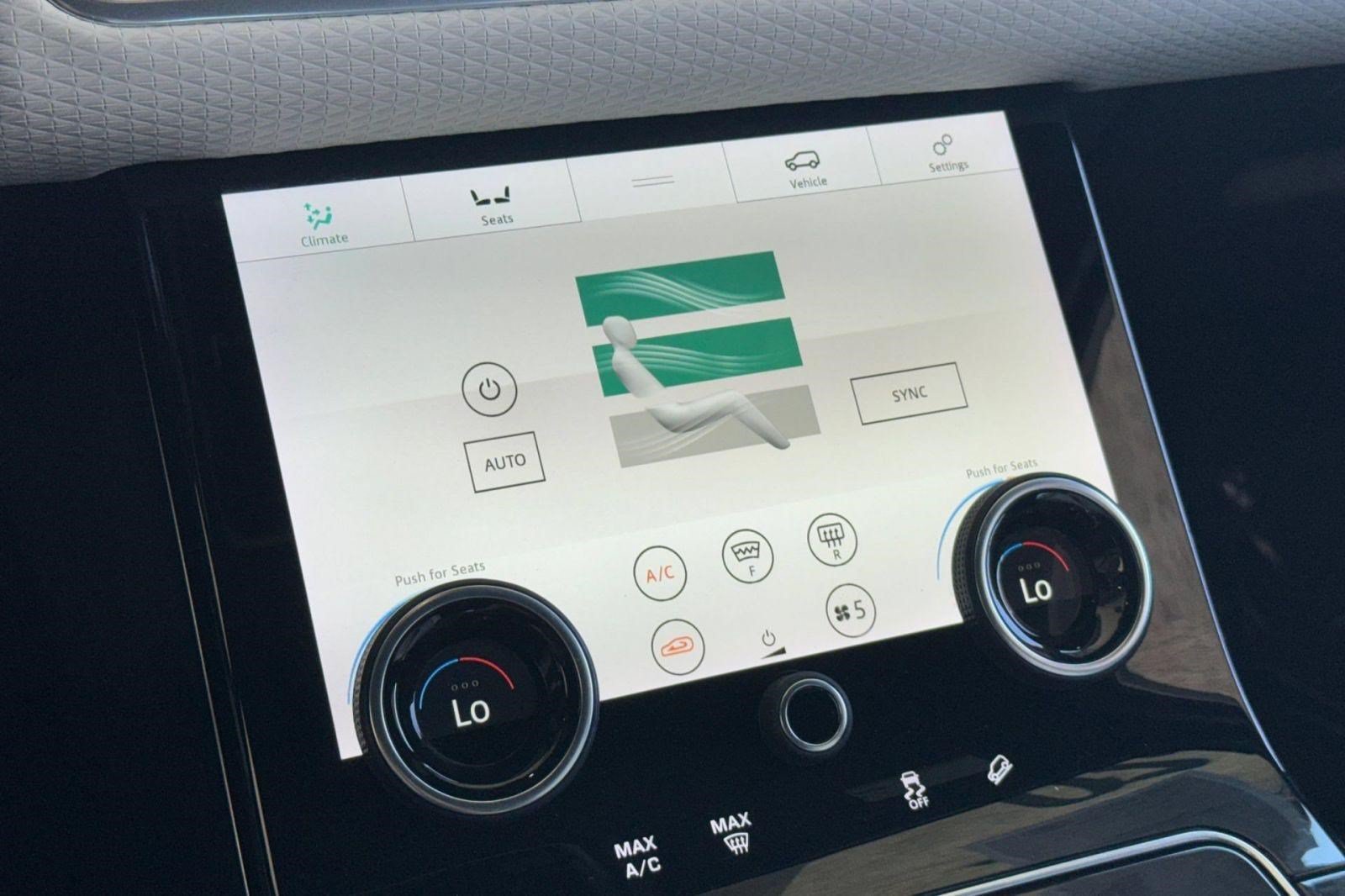 Used 2020 Land Rover Range Rover Velar R-Dynamic S AWD/4WD image 23