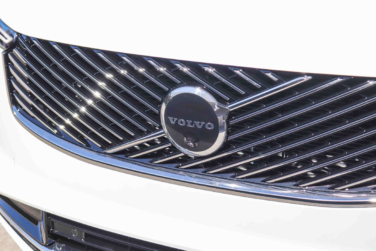 New 2027 Volvo XC90 B6 Ultra AWD/4WD image 11