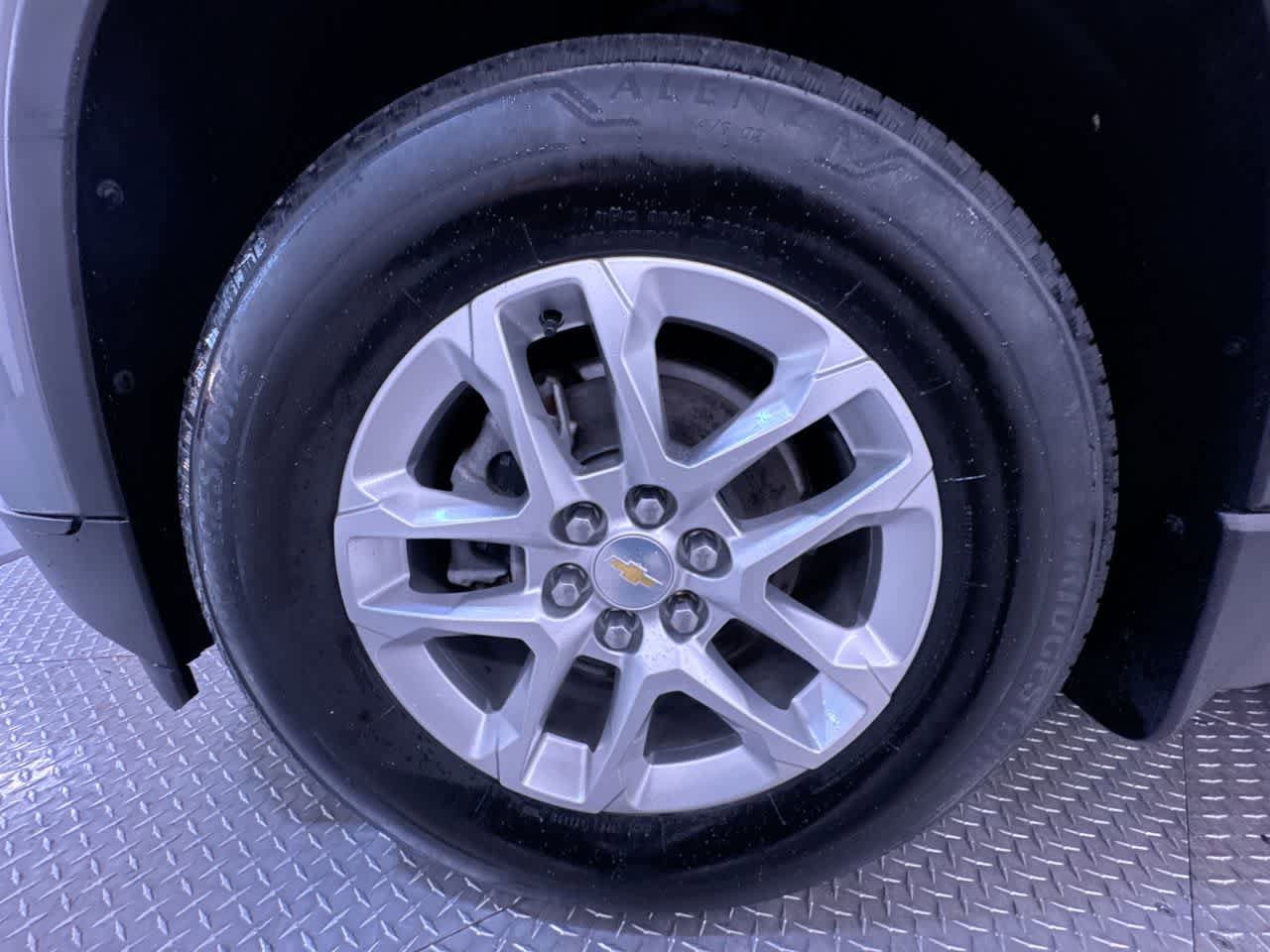 Used 2021 Chevrolet Traverse LS w/ LPO, Floor Liner Package AWD/4WD image 10