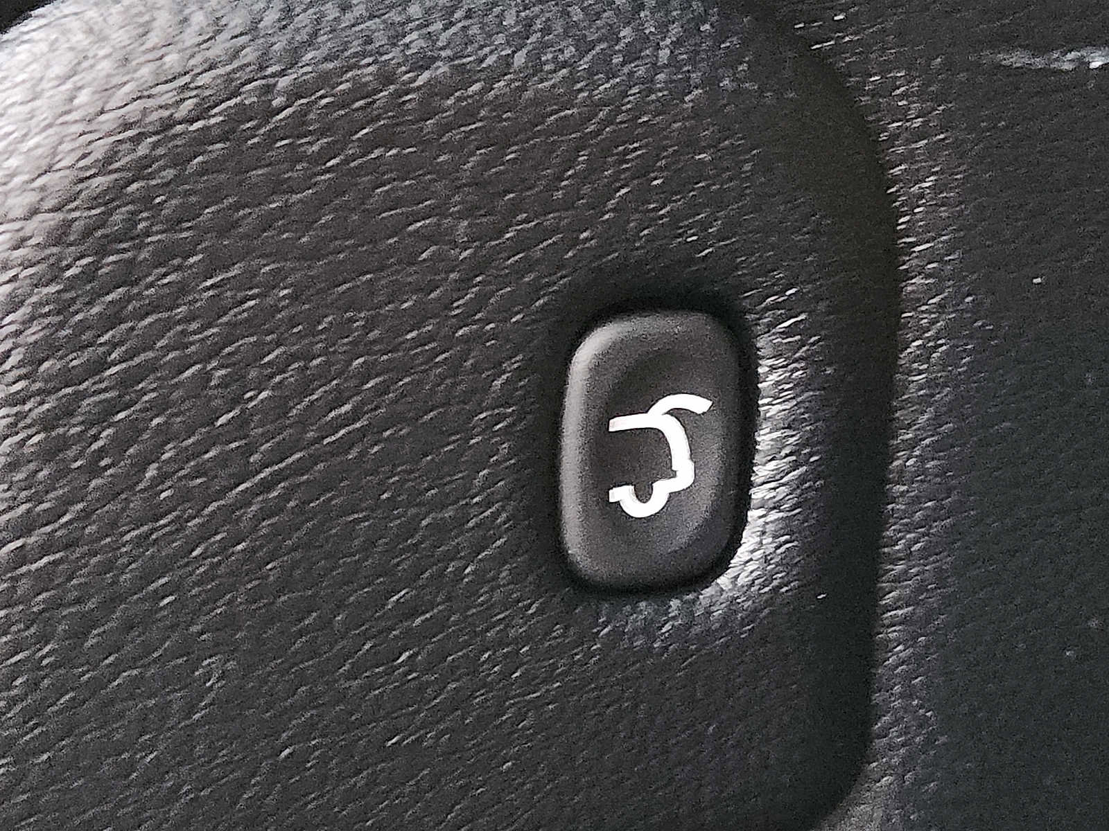 Used 2025 Dodge Durango GT image 29