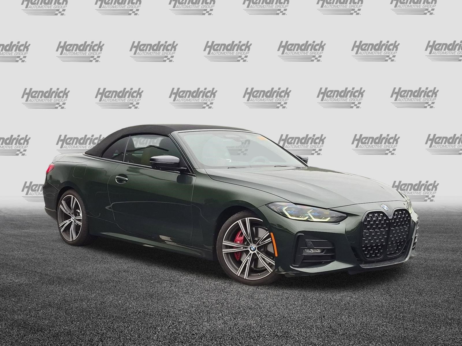 Used 2024 BMW 430i Convertible w/ M Sport Package RWD image 2