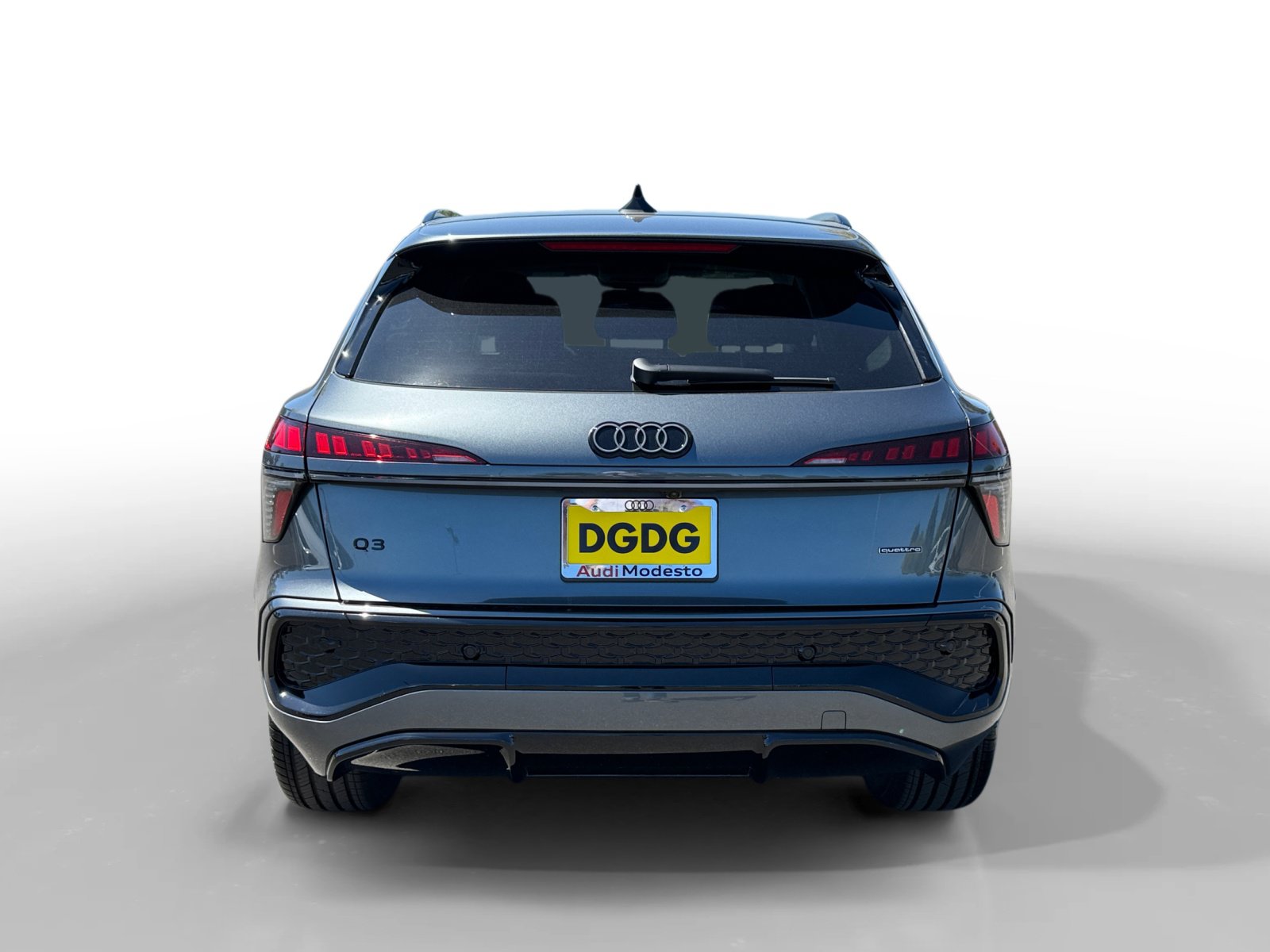 New 2026 Audi Q3 quattro 2.0T AWD/4WD image 4