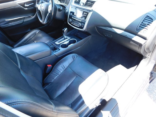 Used 2018 Nissan Altima 2.5 SL FWD image 29