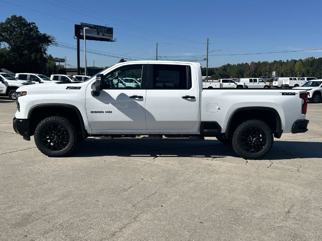 New 2026 Chevrolet Silverado 2500 LT w/ Trail Boss Package AWD/4WD image 2