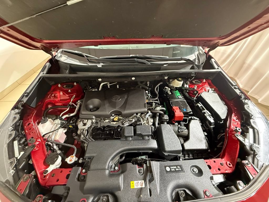 Certified 2023 Toyota RAV4 LE AWD/4WD image 10