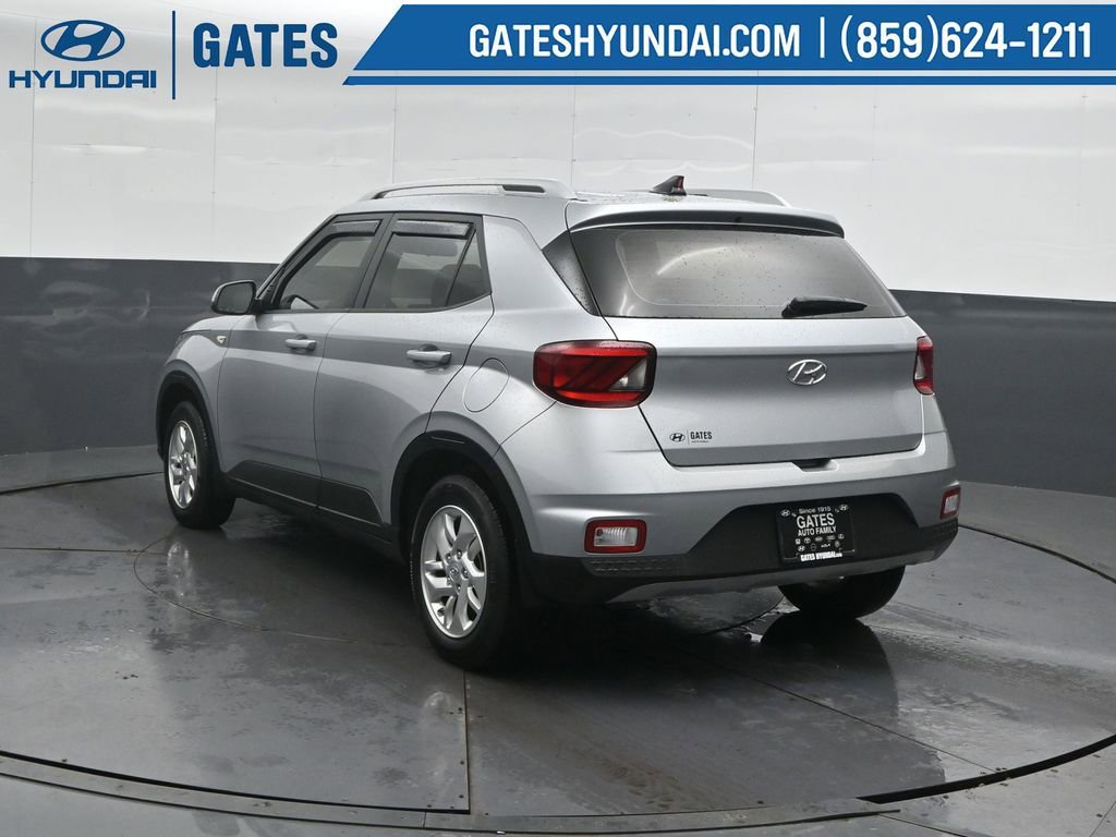 Used 2020 Hyundai Venue SEL image 8