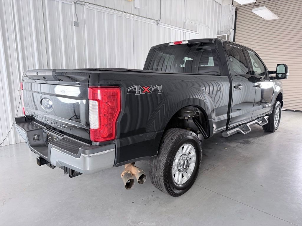 Used 2018 Ford F250 XLT AWD/4WD image 5