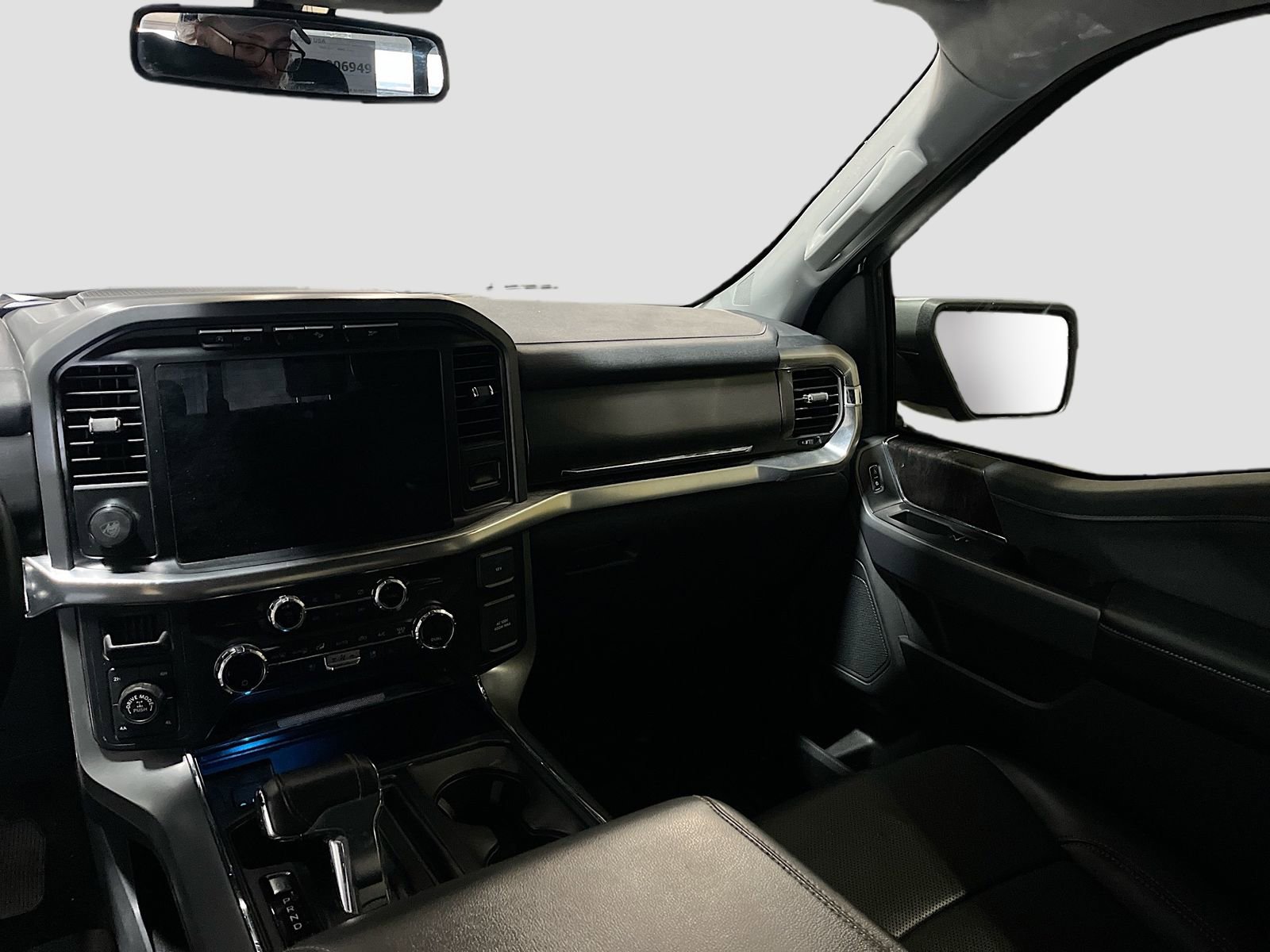 Used 2021 Ford F150 Lariat w/ FX4 Off-Road Package image 24