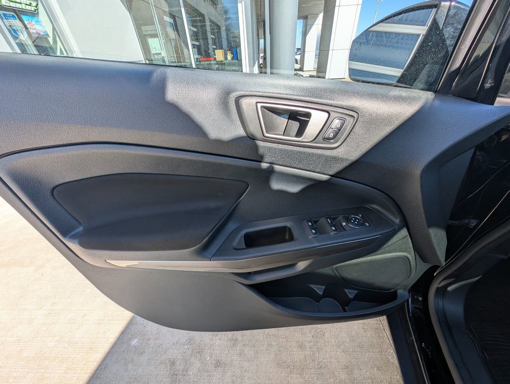 Used 2020 Ford EcoSport SE w/ SE Convenience Package image 37