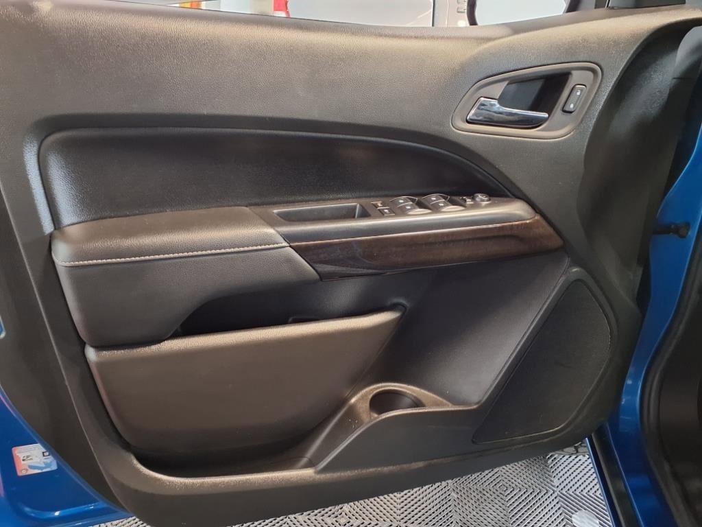 Used 2022 GMC Canyon Elevation image 17