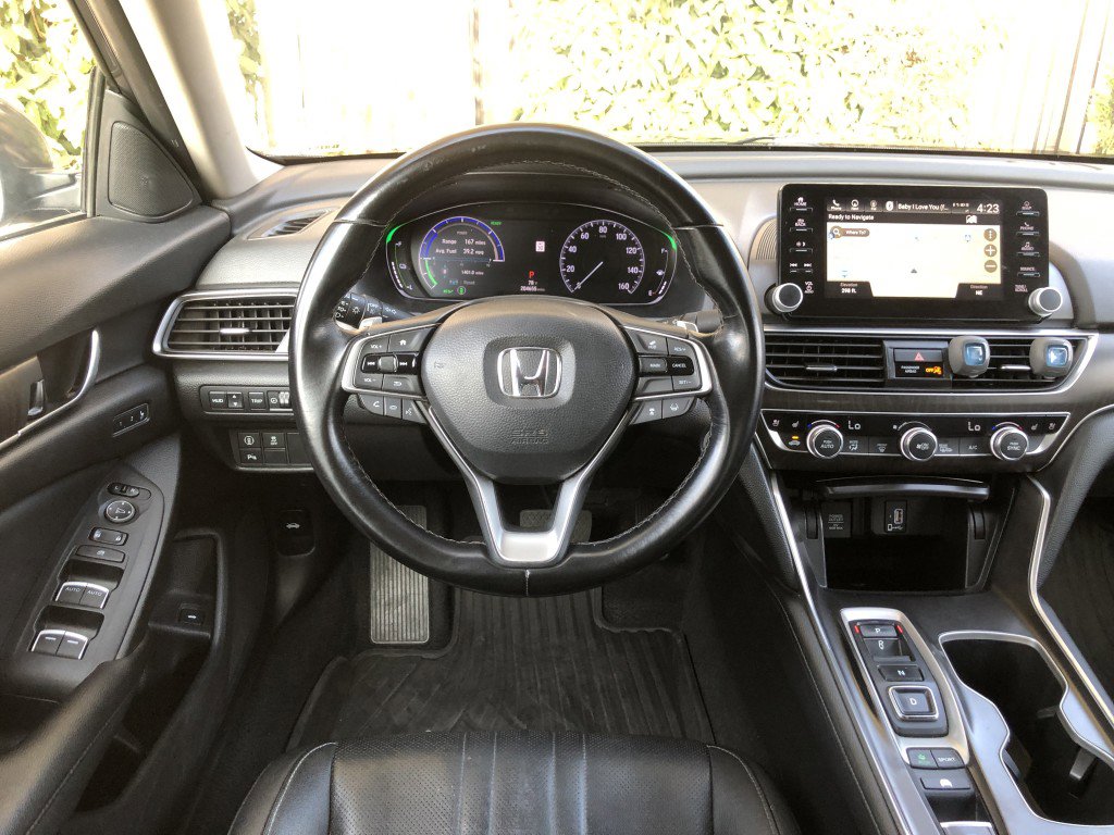 Used 2020 Honda Accord Touring image 9