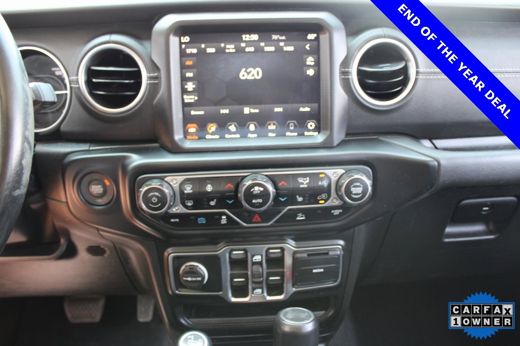 Used 2022 Jeep Wrangler Unlimited Sahara w/ Cold Weather Group image 15