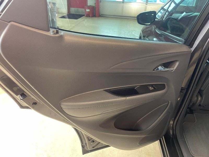 Used 2018 Chevrolet Bolt LT image 17