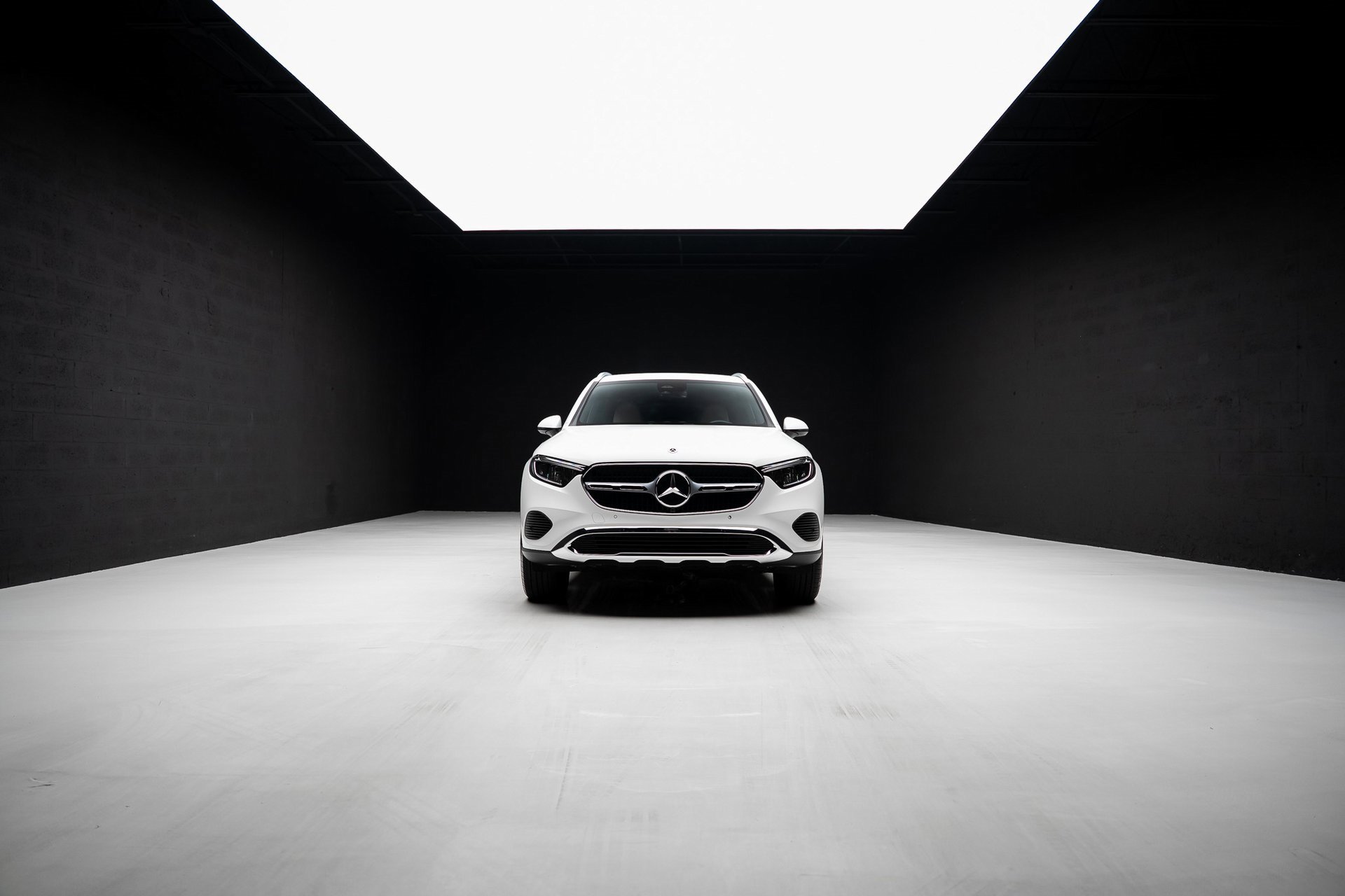 Used 2025 Mercedes-Benz GLC 350e 4MATIC image 83