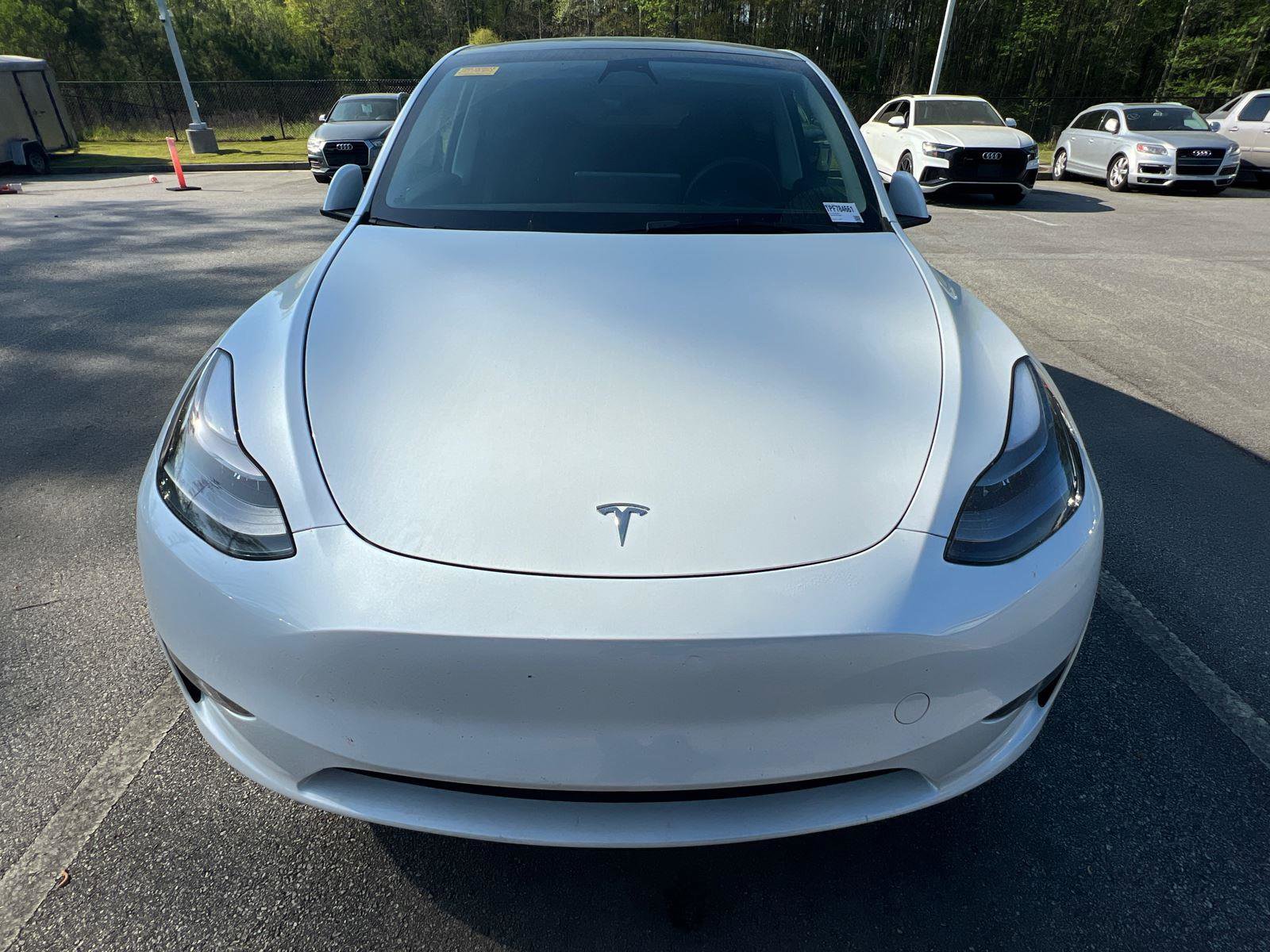 Used 2023 Tesla Model Y Long Range image 2