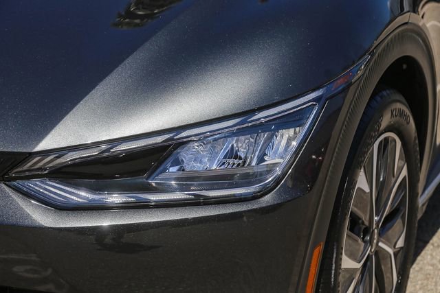 Certified 2024 Kia EV6 Light RWD image 6