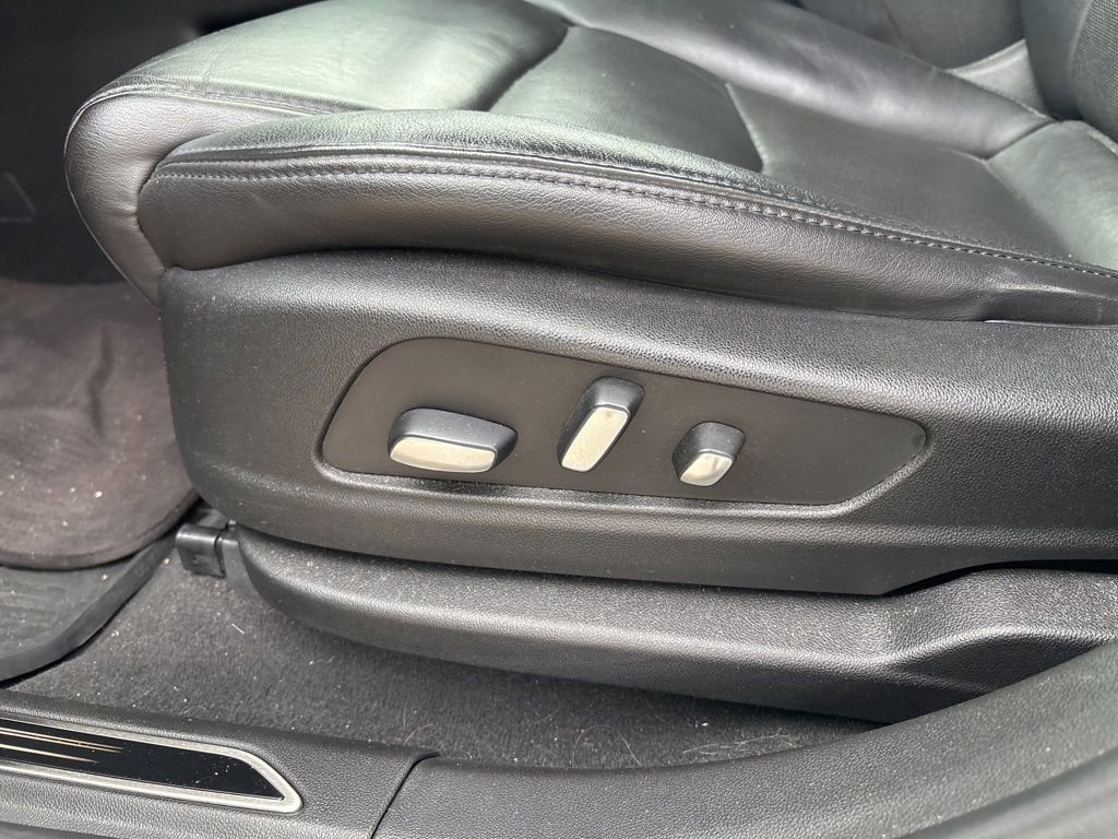 Used 2019 Cadillac XT5 Premium Luxury image 26