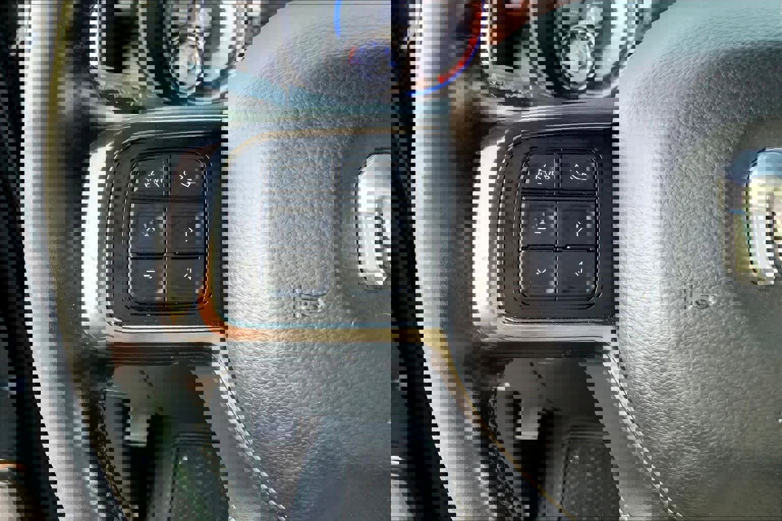 Used 2019 RAM 3500 Limited image 23