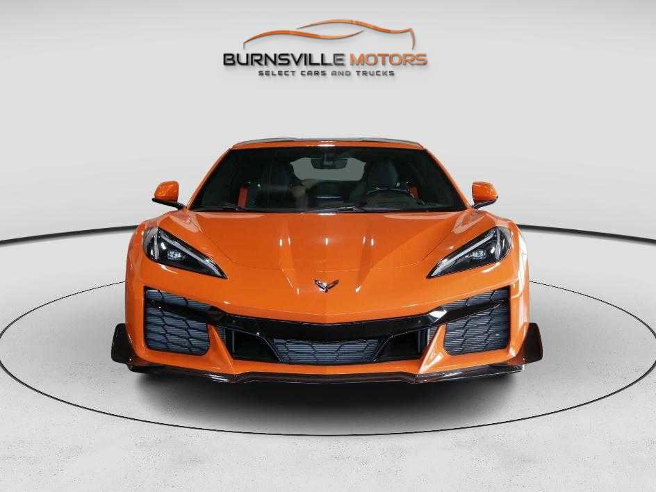 Used 2023 Chevrolet Corvette Z06 w/ Z07 Performance Package image 2