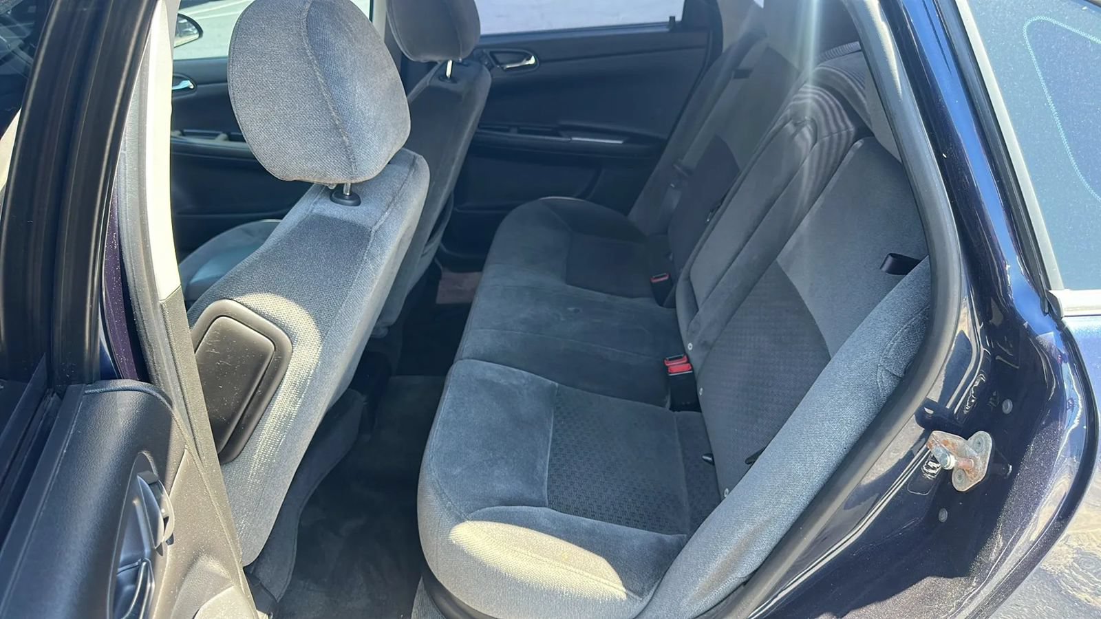 Used 2012 Chevrolet Impala LT w/ LT Sunroof Package FWD image 17