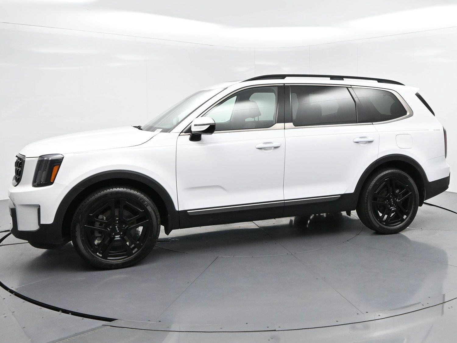 Used 2023 Kia Telluride SX X-Line AWD/4WD image 4