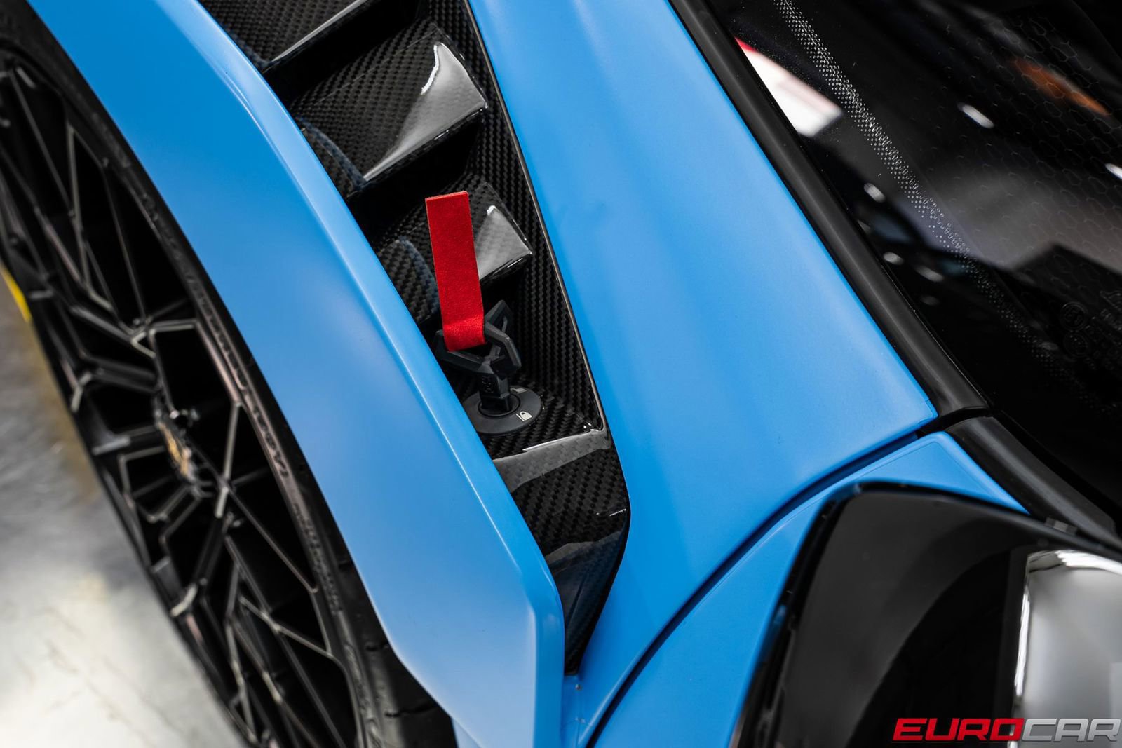 Used 2022 Lamborghini Huracan STO image 16